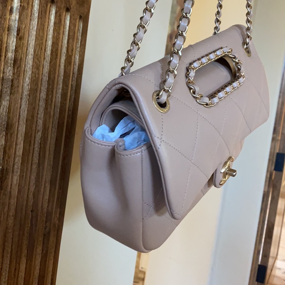 🦄 RARE Auth. Chanel 20P Med. center cutout flap - Picture 15 of 17
